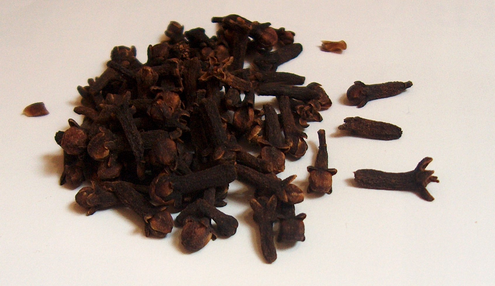 Cloves (Laung)